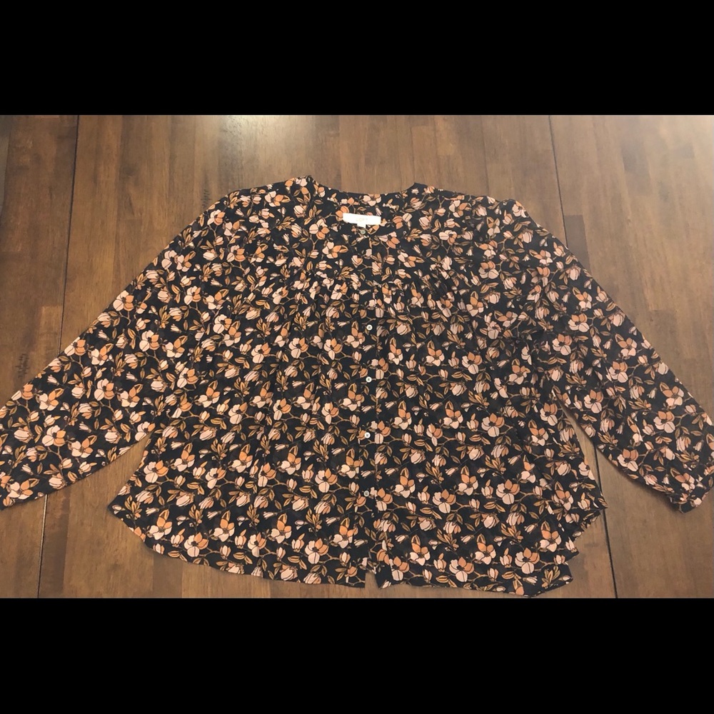 🖤 Patterned Long Sleeve Blouse by Loft 🖤